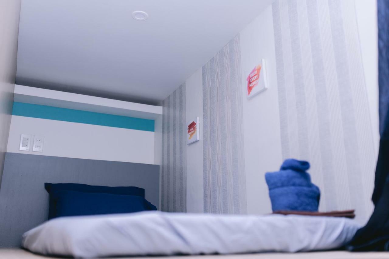 Napsule Suites Davao City Buitenkant foto